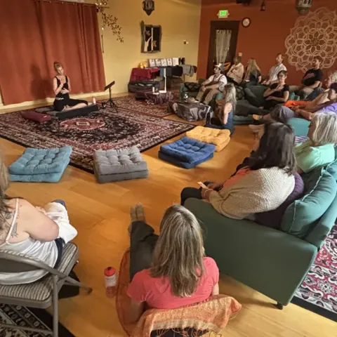 Chandra Zas leading a Zen Odyssey somatic embodiment session