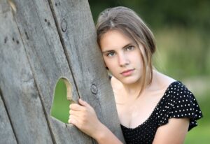 young woman, love, a heart-2573785.jpg